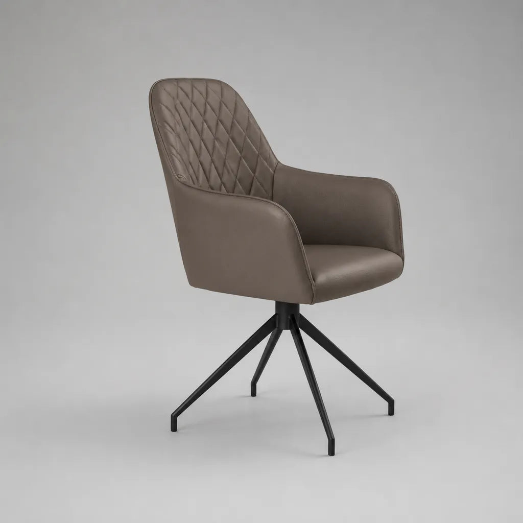 Chaise de salle à manger pivotante avec accoudoirs en cuir PU taupe et métal noir, 59 × 62 × 85 cm